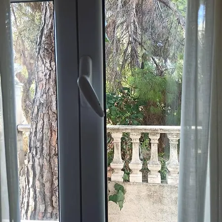 ισόγειο άνετο στούντιο μία ανάσα από την θάλασσα Apartment